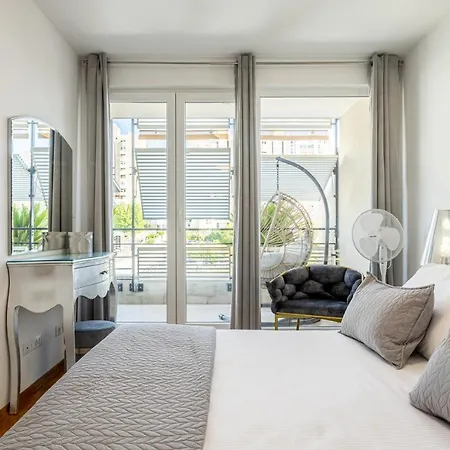 Luxury B&r *** Apartment Split